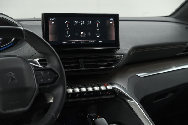 Peugeot 5008 PureTech 130 EAT8 GT Black Pack | Trekhaak | Panoramadak | 360 Camera | FOCAL® | Adaptieve Cruise Control