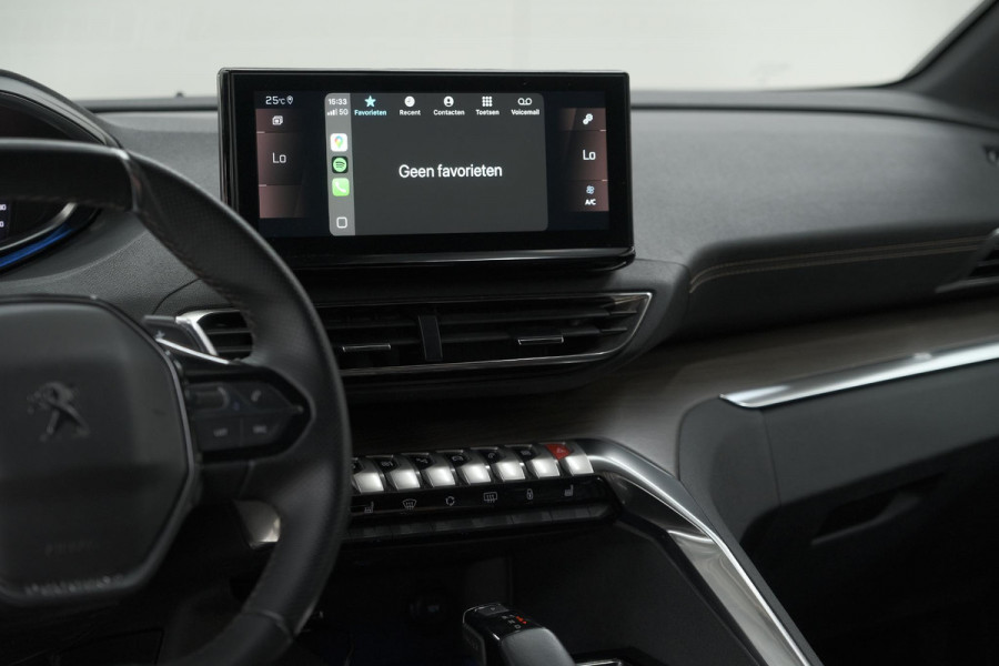 Peugeot 5008 PureTech 130 EAT8 GT Black Pack | Trekhaak | Panoramadak | 360 Camera | FOCAL® | Adaptieve Cruise Control