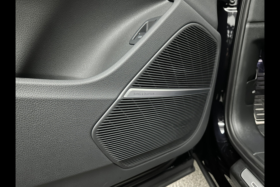 Audi Q7 50 TDI 7-Persoons S-Line | 360 Camera | Trekhaak | ACC | Panorama | B&O Sound | Head-Up | Soft-Close | Matrix-LED | 4-Zone Clima | Stoelverwarming V+A | Keyless-Entry | Standkachel | Luchtvering | Tour-Pakket | Memory | Sfeerverlichting | Stuurverwarming | Autom. Parkeren | Carplay |