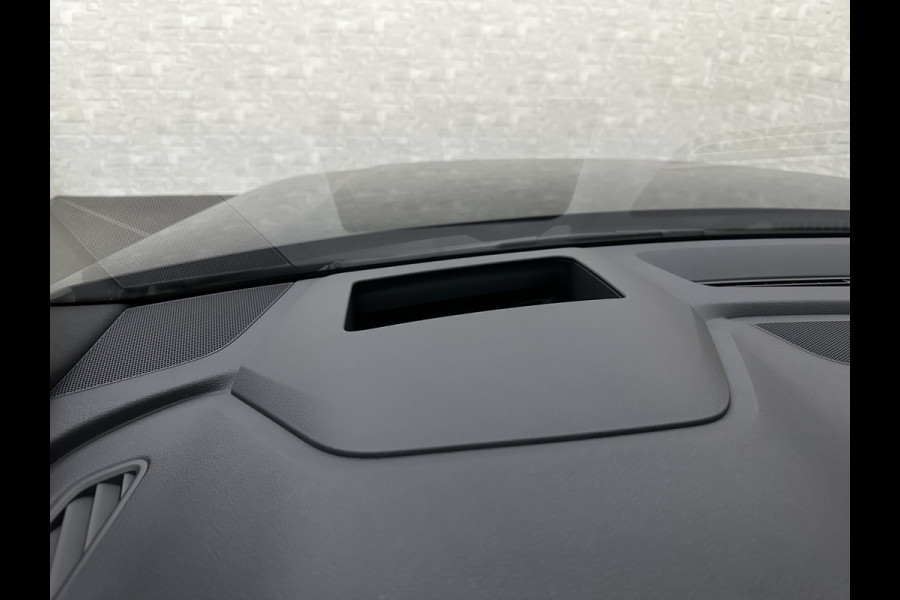 Audi Q7 50 TDI 7-Persoons S-Line | 360 Camera | Trekhaak | ACC | Panorama | B&O Sound | Head-Up | Soft-Close | Matrix-LED | 4-Zone Clima | Stoelverwarming V+A | Keyless-Entry | Standkachel | Luchtvering | Tour-Pakket | Memory | Sfeerverlichting | Stuurverwarming | Autom. Parkeren | Carplay |