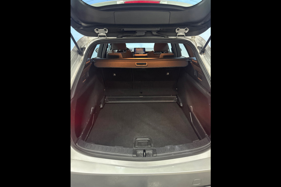 Toyota Corolla Touring Sports 1.8 Hybrid Business Clima | Cruise | Camera | Trekhaak