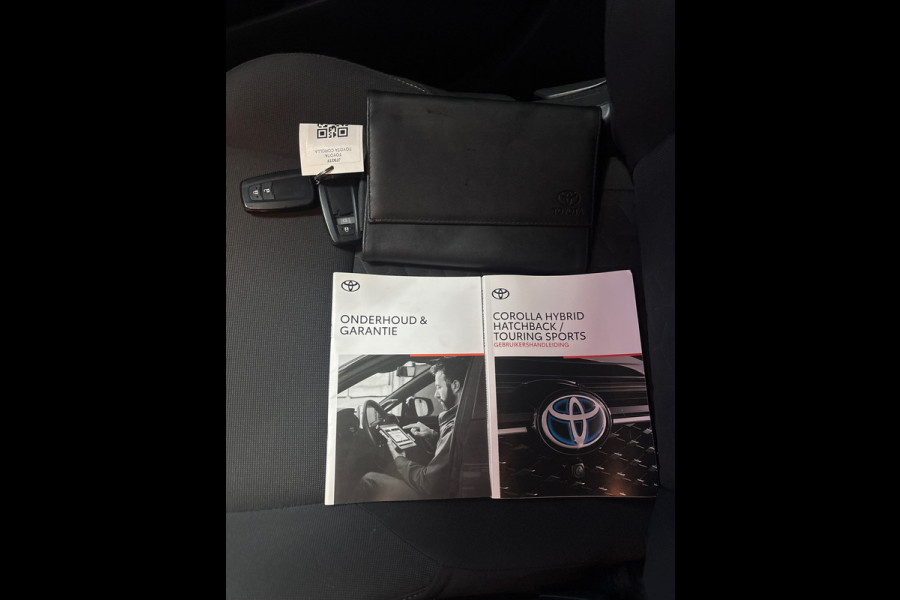 Toyota Corolla Touring Sports 1.8 Hybrid Business Clima | Cruise | Camera | Trekhaak
