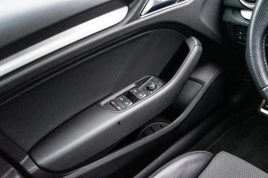 Audi A3 Limousine 35 TFSI S-Line ACC / Navi / Clima