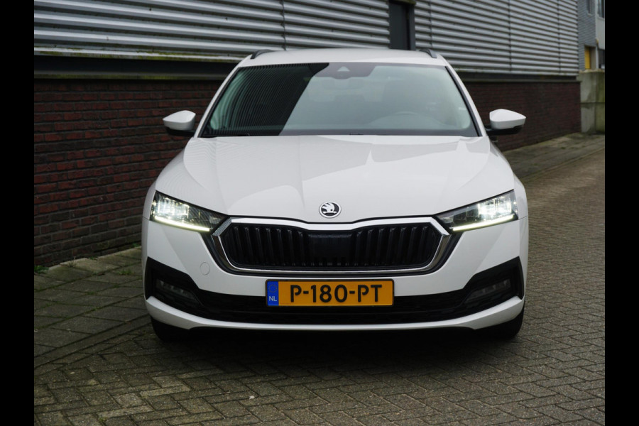 Škoda Octavia Combi 1.0 TSI 110PK/Digi-Dashboard/Trekhaak/ Dealeronderhouden.