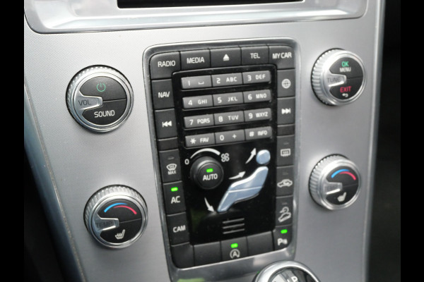 Volvo XC60 2.0 T5 POLAR+ AWD | PANORAMA | XENON | TREKHAAK | NL-AUTO | DEALER O-H!!