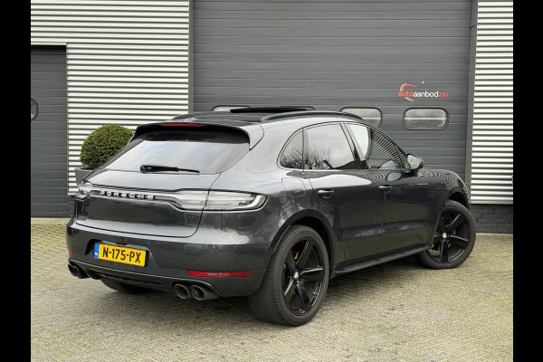 Porsche Macan 3.0 S Sport Chrono | Panoramadak | 360* Camera | 21 Inch Lichtmetalen Velgen | Elektrische Trekhaak | Sportuitlaat |