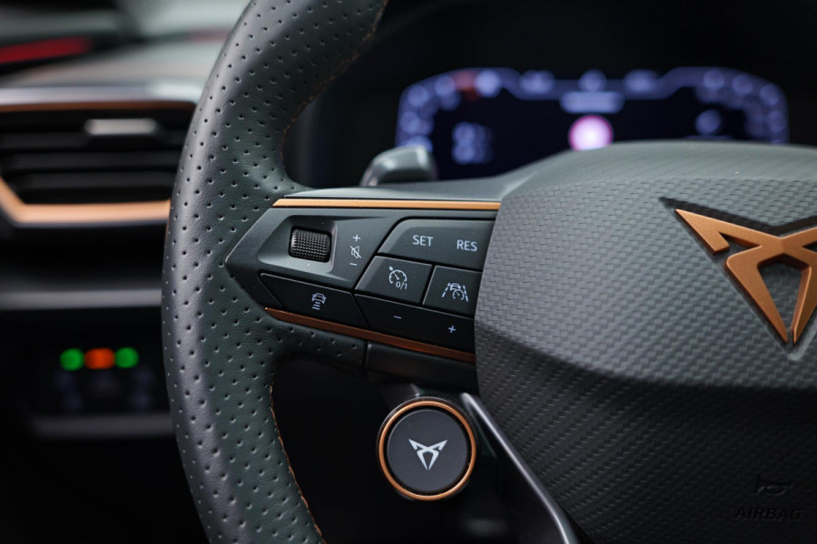 CUPRA Formentor 1.4 e-Hybrid VZ Copper Edition |Pano|360 Camera|Memory|