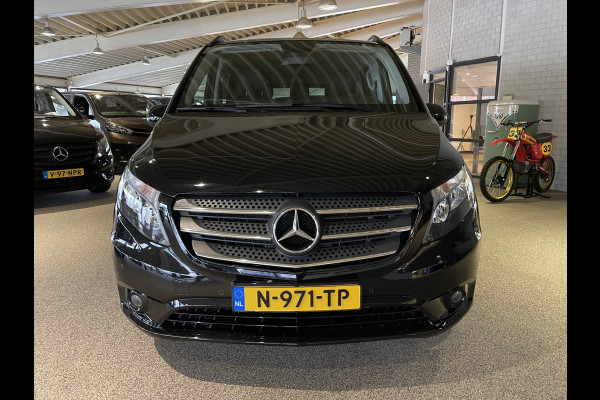 Mercedes-Benz EVITO TOURER PRO L2 / actie radius 150 km / 100% electrisch / zero emissie / 7 persoons / vaste prijs rijklaar € 25.950 ex btw / € 31.399,50 incl btw / lease vanaf € 424 / leer / electrische deuren L+R / zwart metallic