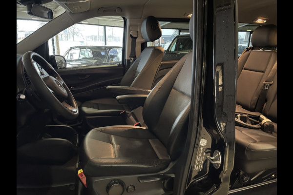 Mercedes-Benz EVITO TOURER PRO L2 / actie radius 150 km / 100% electrisch / zero emissie / 7 persoons / vaste prijs rijklaar € 25.950 ex btw / € 31.399,50 incl btw / lease vanaf € 424 / leer / electrische deuren L+R / zwart metallic