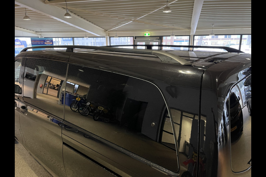 Mercedes-Benz EVITO TOURER PRO L2 / actie radius 150 km / 100% electrisch / zero emissie / 7 persoons / vaste prijs rijklaar € 25.950 ex btw / € 31.399,50 incl btw / lease vanaf € 424 / leer / electrische deuren L+R / zwart metallic