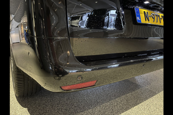Mercedes-Benz EVITO TOURER PRO L2 / actie radius 150 km / 100% electrisch / zero emissie / 7 persoons / vaste prijs rijklaar € 25.950 ex btw / € 31.399,50 incl btw / lease vanaf € 424 / leer / electrische deuren L+R / zwart metallic