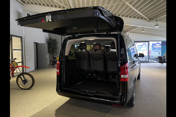 Mercedes-Benz EVITO TOURER PRO L2 / actie radius 150 km / 100% electrisch / zero emissie / 7 persoons / vaste prijs rijklaar € 25.950 ex btw / € 31.399,50 incl btw / lease vanaf € 424 / leer / electrische deuren L+R / zwart metallic