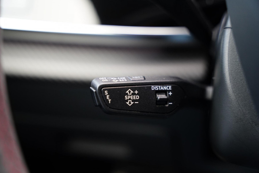 Audi RSQ8 Quattro Nw.Pr. 262 K Vlak Stuur Carbon Pack