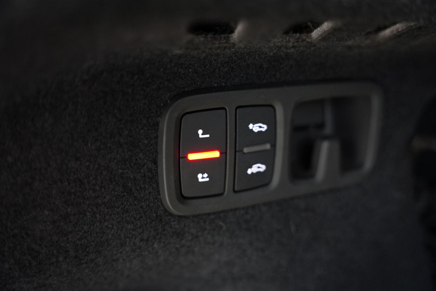 Audi RSQ8 Quattro Nw.Pr. 262 K Vlak Stuur Carbon Pack