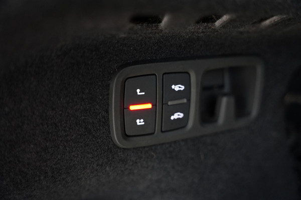 Audi RSQ8 Quattro Nw.Pr. 262 K Vlak Stuur Carbon Pack