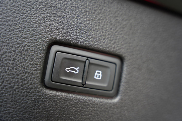 Audi RSQ8 Quattro Nw.Pr. 262 K Vlak Stuur Carbon Pack