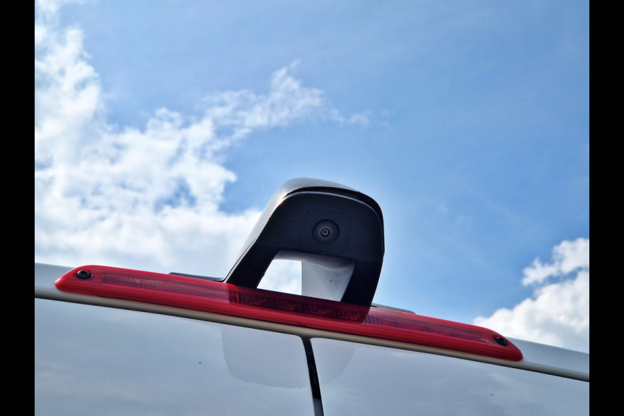 Mercedes-Benz Sprinter 211 1.9 CDI L2 H2 - 110 Pk - Euro 6 - MBUX - Parkeercamera