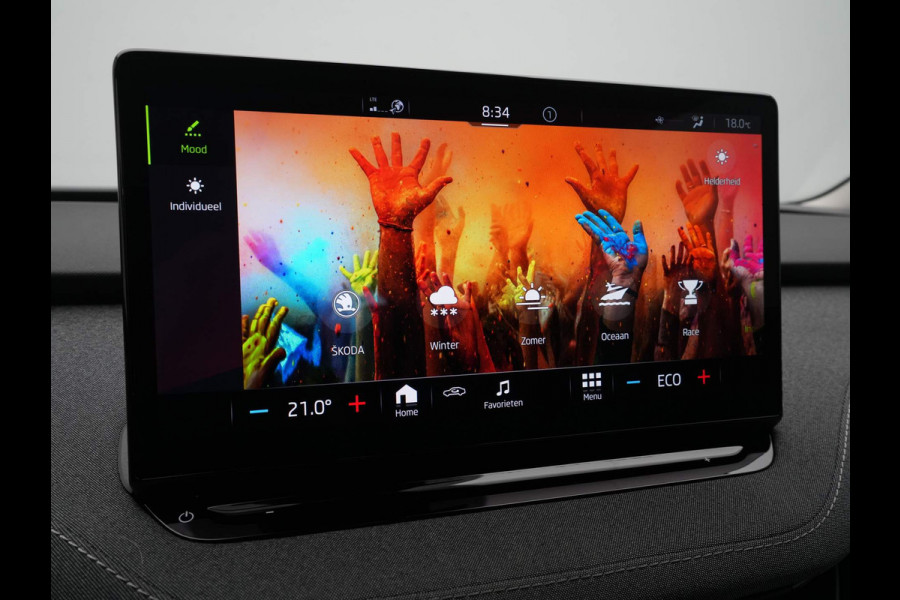 Škoda Enyaq 60 180pk Navi via App Cruise Half Leder 19" Lm Velgen Demo JP