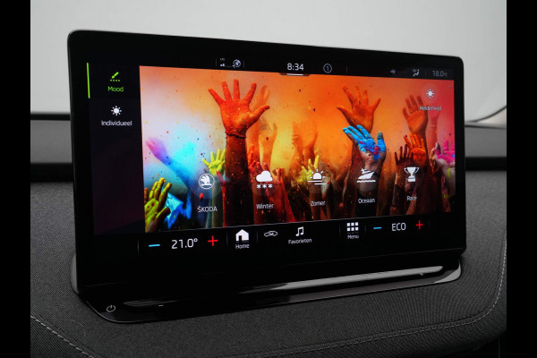 Škoda Enyaq 60 180pk Navi via App Cruise Half Leder 19" Lm Velgen Demo JP