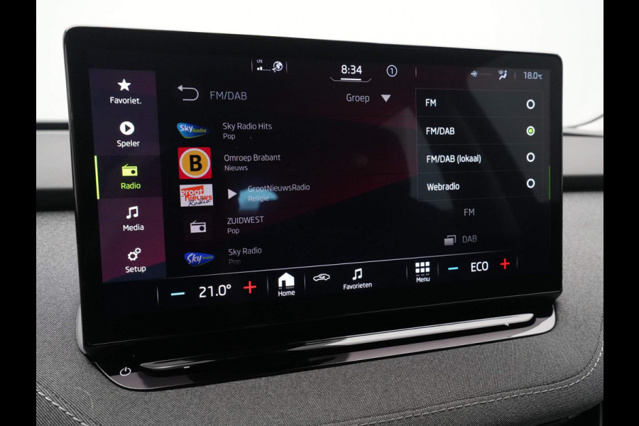 Škoda Enyaq 60 180pk Navi via App Cruise Half Leder 19" Lm Velgen Demo JP