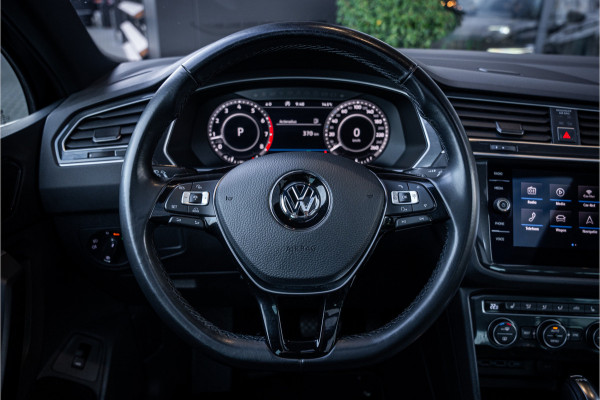 Volkswagen Tiguan 1.4 TSI ACT Comfortline Business R - R Line | Panorama | Memory | Elek. Trekhaak | 360 Camera