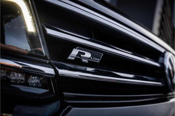 Volkswagen Tiguan 1.4 TSI ACT Comfortline Business R - R Line | Panorama | Memory | Elek. Trekhaak | 360 Camera