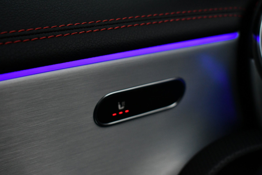 Mercedes-Benz CLA-Klasse Shooting Brake 250 e AMG Line Pano Night Camera