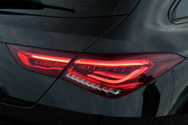 Mercedes-Benz CLA-Klasse Shooting Brake 250 e AMG Line Pano Night Camera