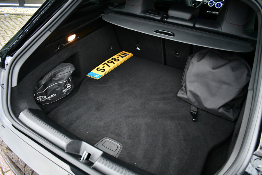 Mercedes-Benz CLA-Klasse Shooting Brake 250 e AMG Line Pano Night Camera