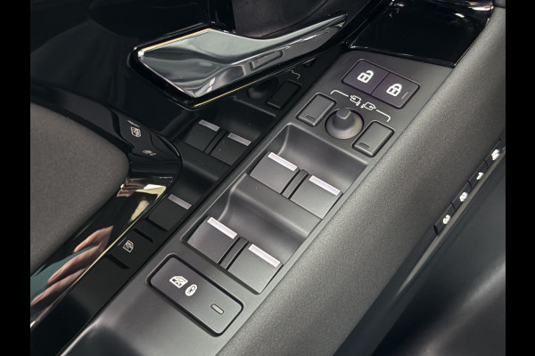 Land Rover Range Rover Evoque 1.5 P270e PHEV AWD S Edition | Panoramadak | Cold Climate Pakket