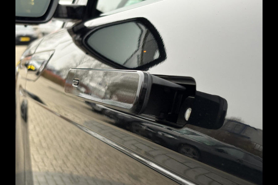 Land Rover Range Rover Evoque 1.5 P270e PHEV AWD S Edition | Panoramadak | Cold Climate Pakket