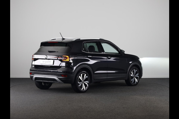 Volkswagen T-Cross 1.5 TSI Style 150 pk Automaat (DSG) | Navigatie | Parkeersensoren | Achteruitrijcamera | Apple Carplay/Android Auto | Stoelverwarming |