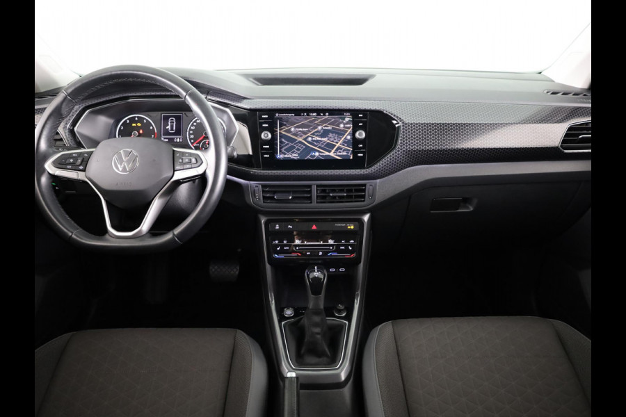 Volkswagen T-Cross 1.5 TSI Style 150 pk Automaat (DSG) | Navigatie | Parkeersensoren | Achteruitrijcamera | Apple Carplay/Android Auto | Stoelverwarming |