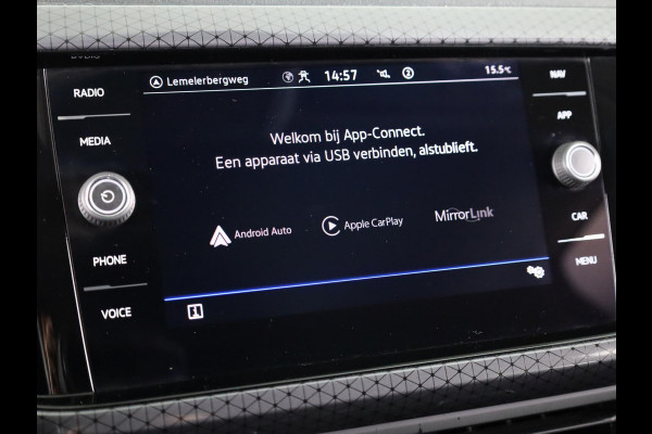 Volkswagen T-Cross 1.5 TSI Style 150 pk Automaat (DSG) | Navigatie | Parkeersensoren | Achteruitrijcamera | Apple Carplay/Android Auto | Stoelverwarming |
