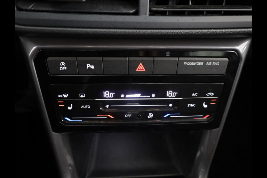 Volkswagen T-Cross 1.5 TSI Style 150 pk Automaat (DSG) | Navigatie | Parkeersensoren | Achteruitrijcamera | Apple Carplay/Android Auto | Stoelverwarming |