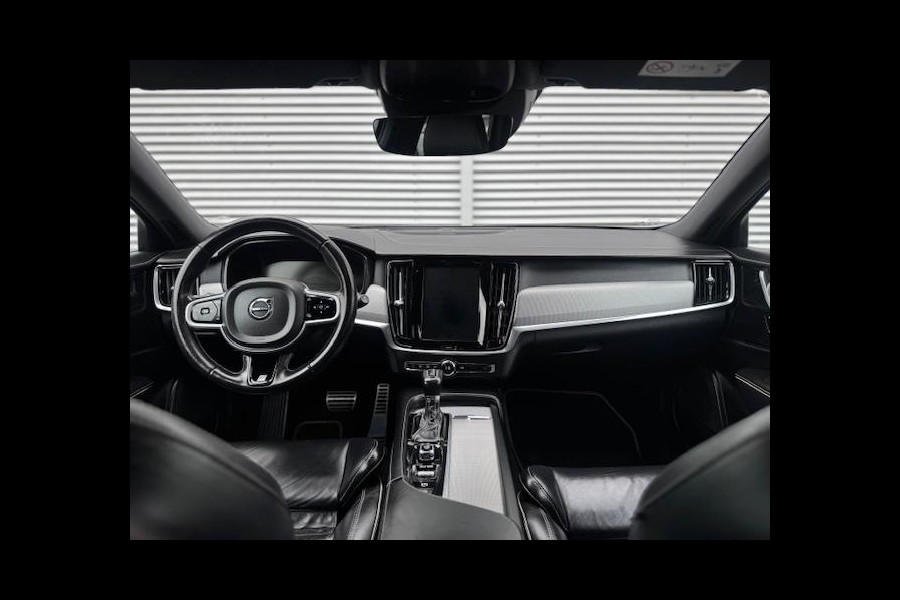 Volvo V90 2.0 T4 R-Design Autom.Prijs excl.BPM, Leder/sprtstoelen,Navigatie/camera,trekhaak