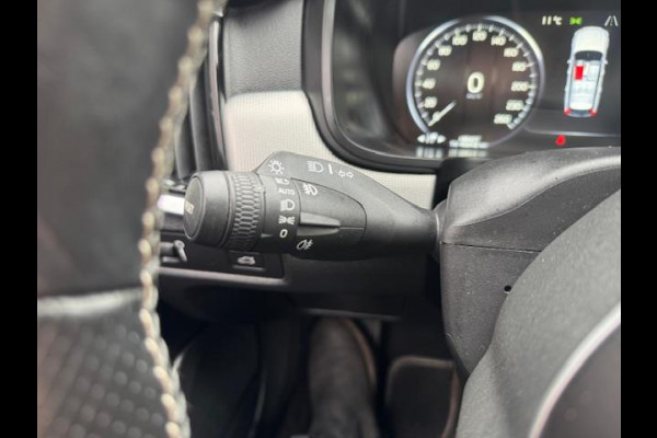 Volvo V90 2.0 T4 R-Design Autom.Prijs excl.BPM, Leder/sprtstoelen,Navigatie/camera,trekhaak
