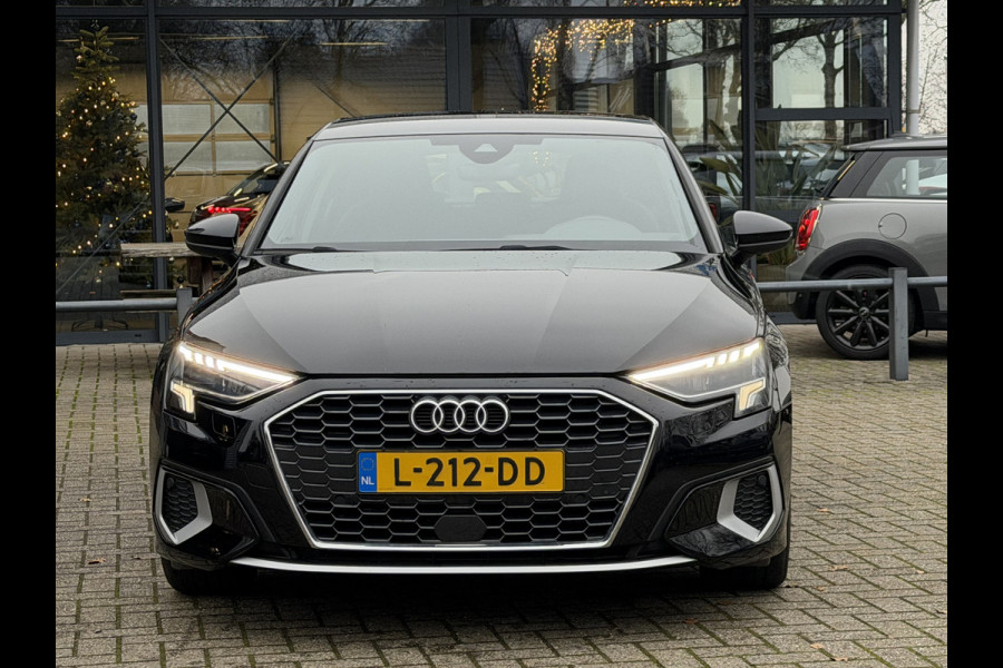 Audi A3 Sportback 30 TFSI Business edition Automaat/VTcockpit/Trekhaak/Led/Cruise/PDC