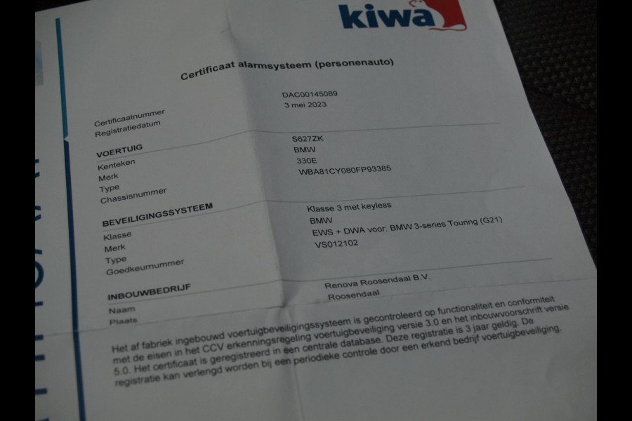 BMW 3 Serie Touring 330e | Plug-In Hybride | 19 Inch | Trekhaak | NL-Auto | Facelift model |