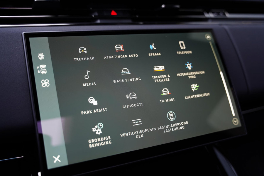 Land Rover Range Rover Sport P635 SV Celestial Sol