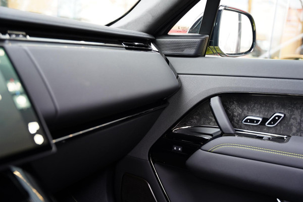 Land Rover Range Rover Sport P635 SV Celestial Sol