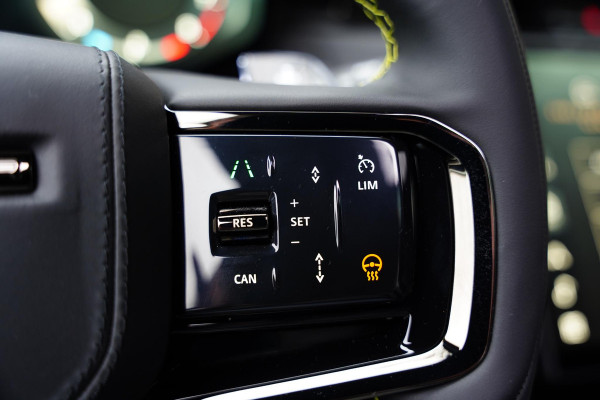 Land Rover Range Rover Sport P635 SV Celestial Sol