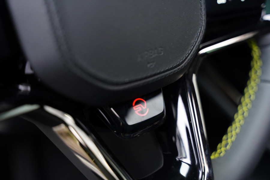 Land Rover Range Rover Sport P635 SV Celestial Sol