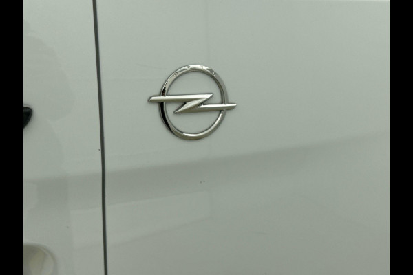 Opel Vivaro 2.0 BlueHDi 145PK L3 Automaat Airco Navigatie Trekhaak Sidebars 3-Zits