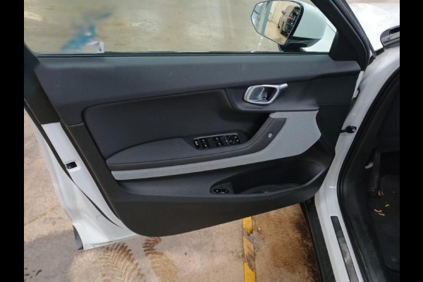 Polestar 2 Long Range Single Motor 78 kWh Panoramadak, Pluspakket, LMV 20'' 4-V Spoke Black Diamond wordt verwacht