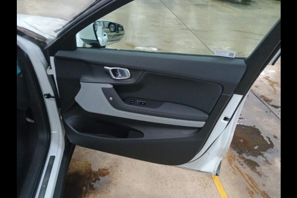 Polestar 2 Long Range Single Motor 78 kWh Panoramadak, Pluspakket, LMV 20'' 4-V Spoke Black Diamond wordt verwacht