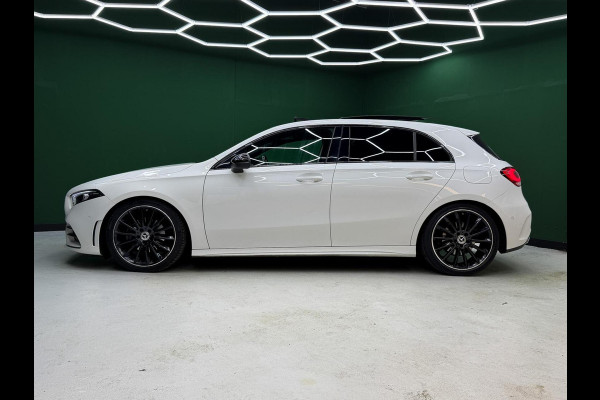 Mercedes-Benz A-Klasse 200 AMG | Camera | Carplay | Pano | Sfeer