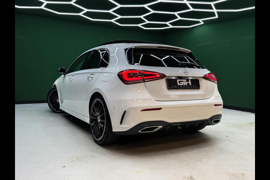 Mercedes-Benz A-Klasse 200 AMG | Camera | Carplay | Pano | Sfeer
