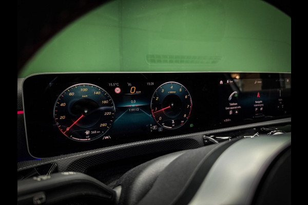 Mercedes-Benz A-Klasse 200 AMG | Camera | Carplay | Pano | Sfeer