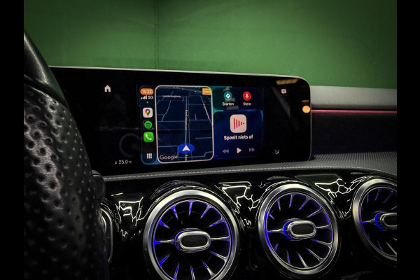 Mercedes-Benz A-Klasse 200 AMG | Camera | Carplay | Pano | Sfeer